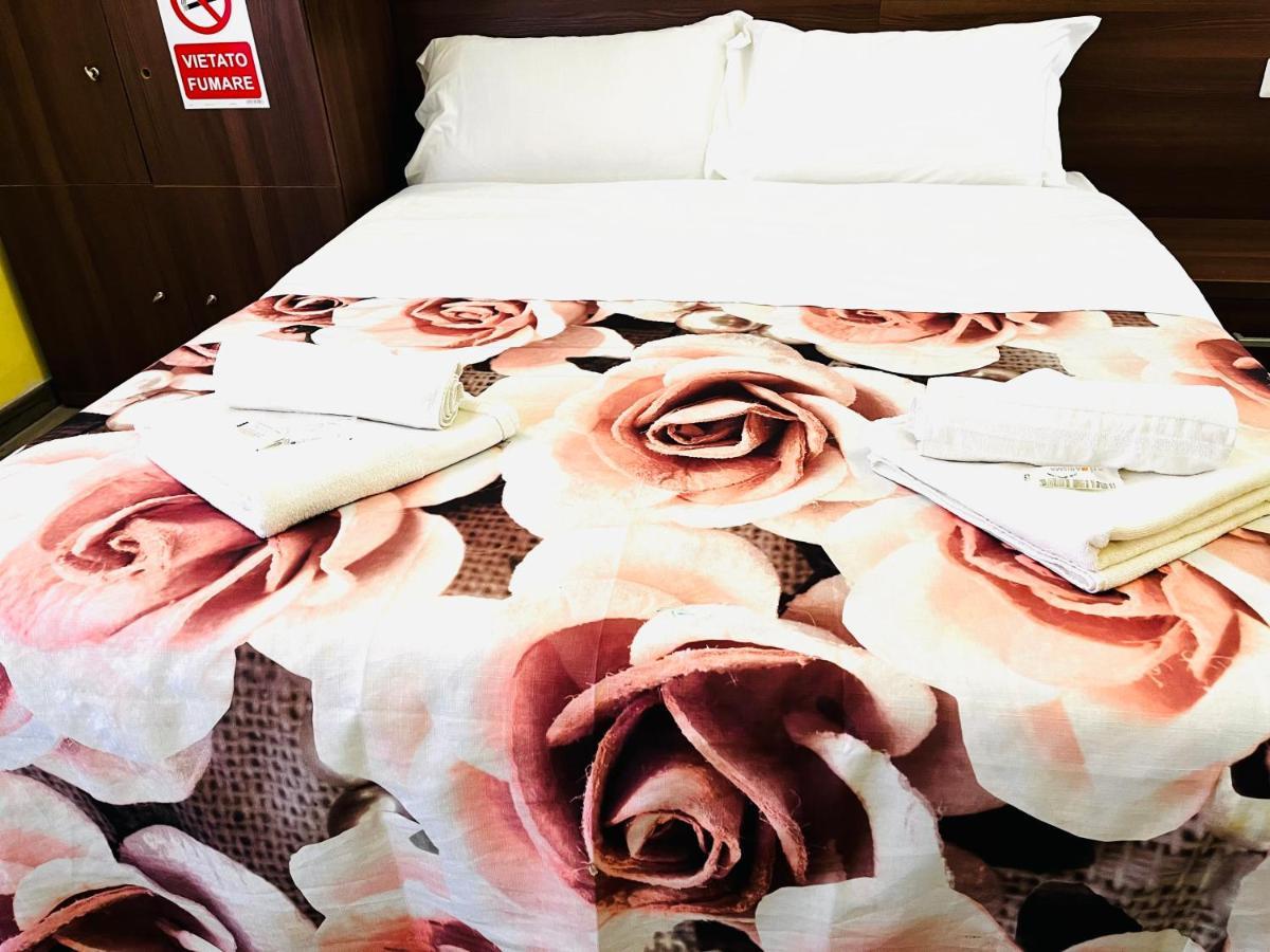 Holiday Rome Guesthouse エクステリア 写真